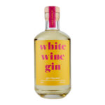 white-wine-gin-liqueur_38201